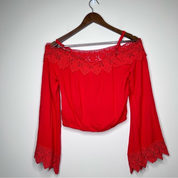 H&M Off-the-shoulder Peasant Blouse Viscose Lace Trim Bright Red Medium - Picture 3 of 12